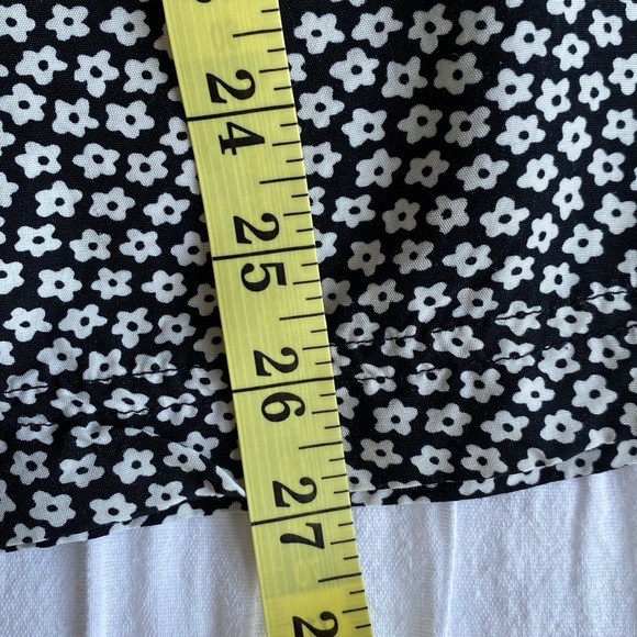 Esprit Sport black and white floral tunic style sleeveless top. 100% viscose. M - Picture 11 of 11